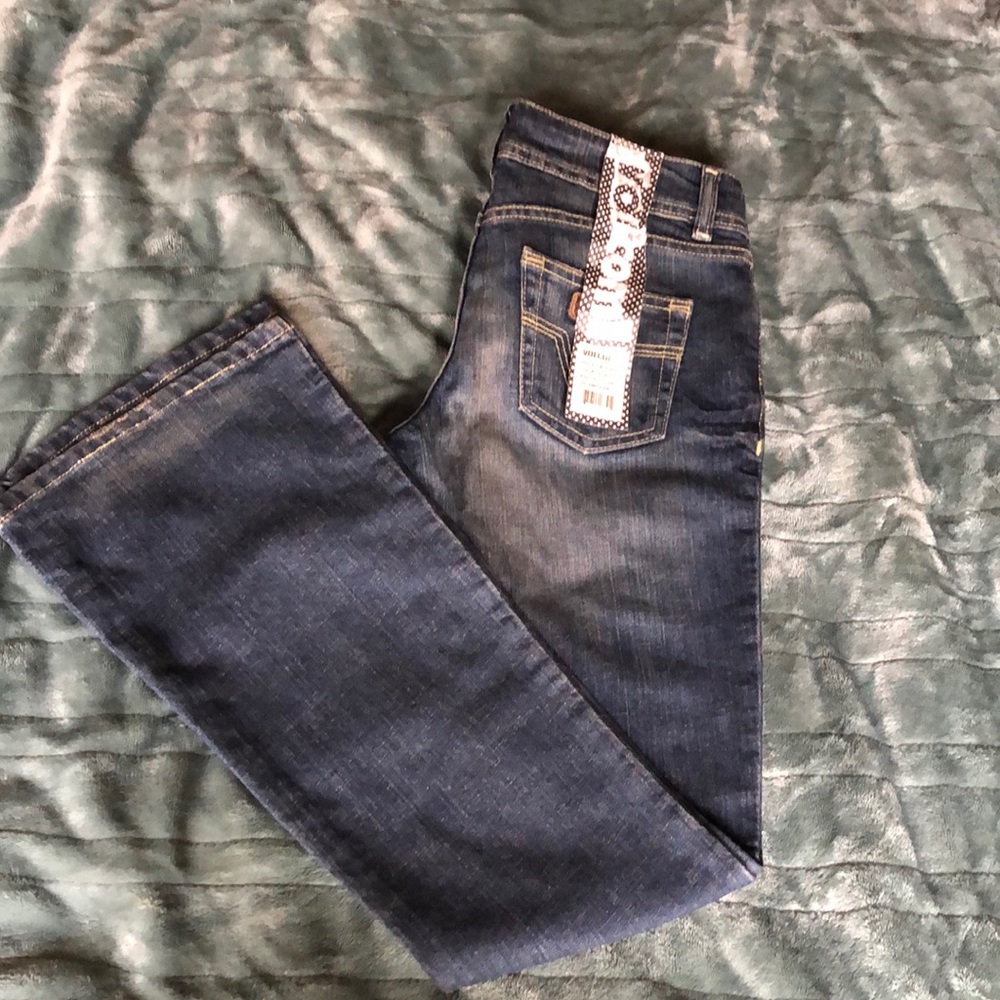 NWT VOLCOM Lowrise womans Bandita jeans